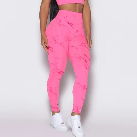 Bombshell Sportswear for marble leggings in cotton candy skies size LARGE NWOT - Picture 9 of 9